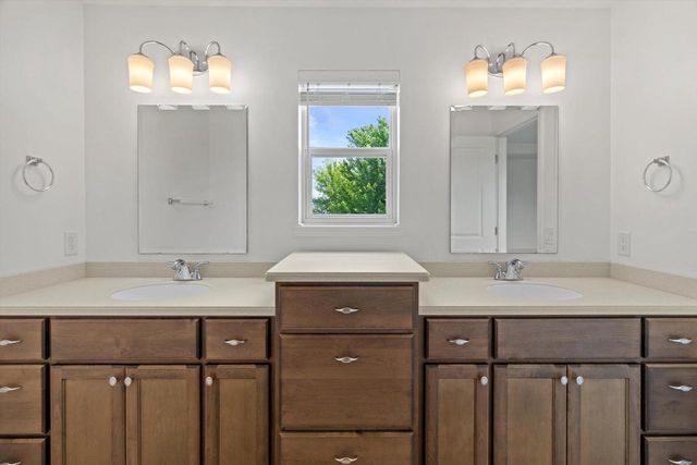 17 Rustling Birch Court, Verona, WI 53593