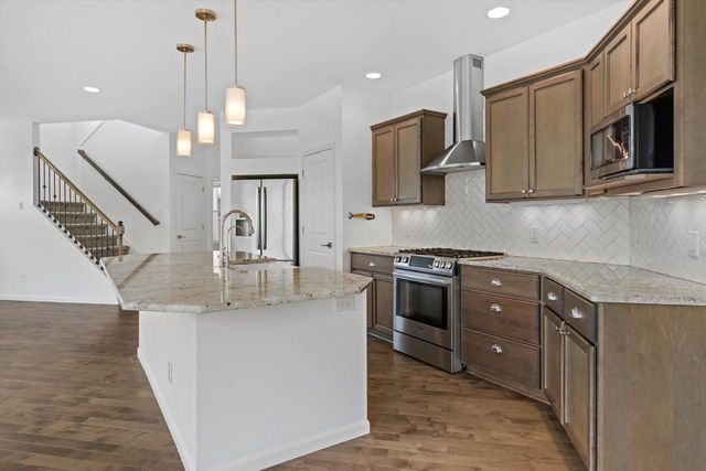 17 Rustling Birch Court, Verona, WI 53593
