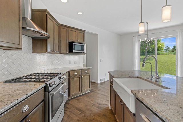 17 Rustling Birch Court, Verona, WI 53593