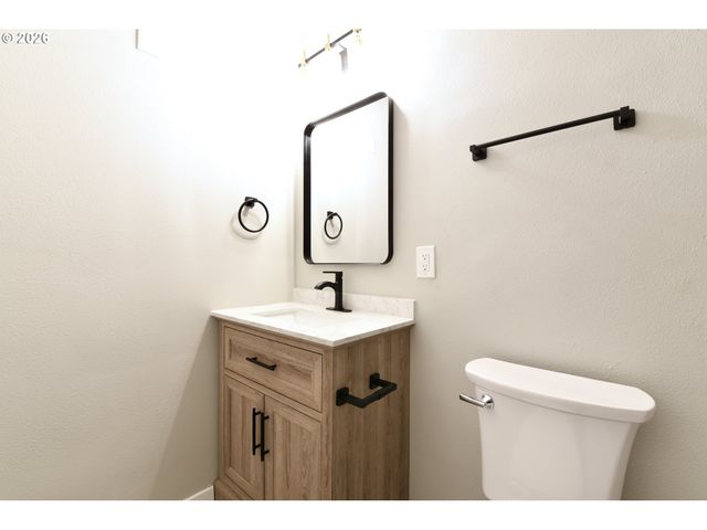 220 Sw 144TH Ave, Beaverton, OR 97006