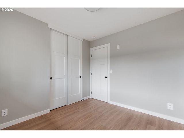 220 Sw 144TH Ave, Beaverton, OR 97006