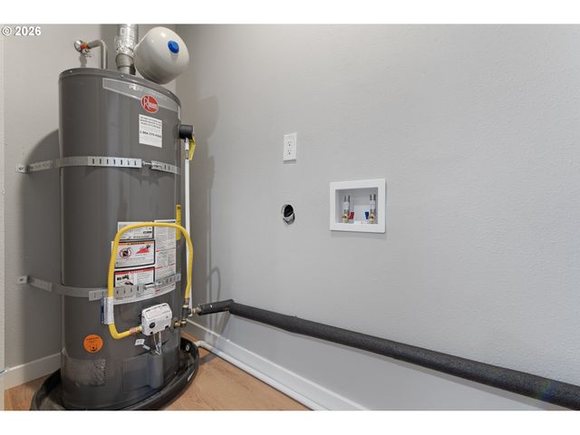 220 Sw 144TH Ave, Beaverton, OR 97006