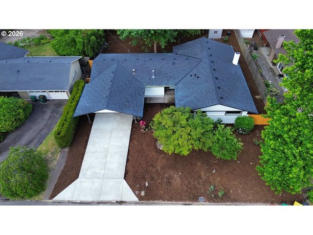 220 Sw 144TH Ave, Beaverton, OR 97006