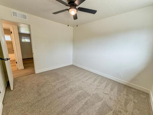 7403 E Alluvial Avenue, Clovis, CA 93619