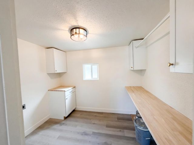 7403 E Alluvial Avenue, Clovis, CA 93619