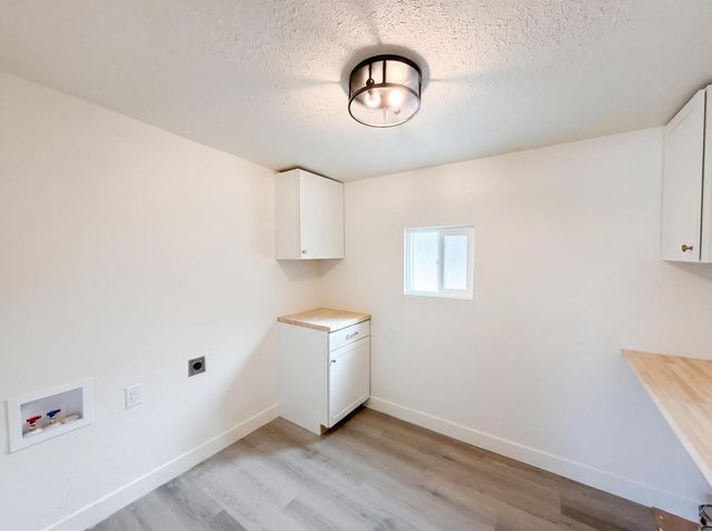 7403 E Alluvial Avenue, Clovis, CA 93619