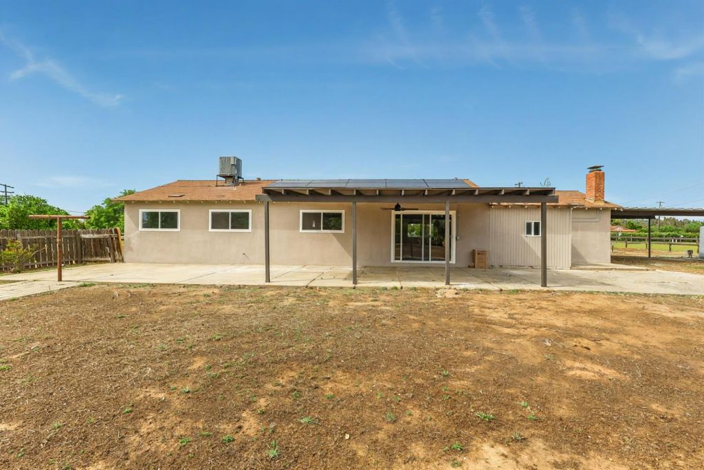 Image 46 of property listing at 7403 E Alluvial Avenue, Clovis, CA 93619