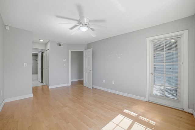 2871 N Oakland Forest Drive 210, Oakland Park, FL 33309