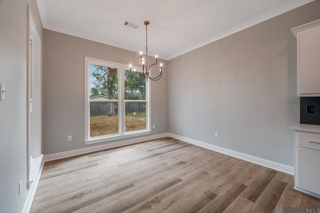 1728 N Linen Rd, Gonzales, LA 70737