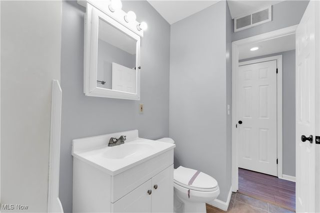 369 E 232nd Street, Euclid, OH 44123