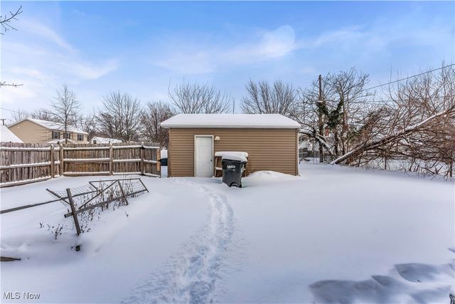 369 E 232nd Street, Euclid, OH 44123