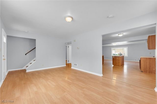 369 E 232nd Street, Euclid, OH 44123