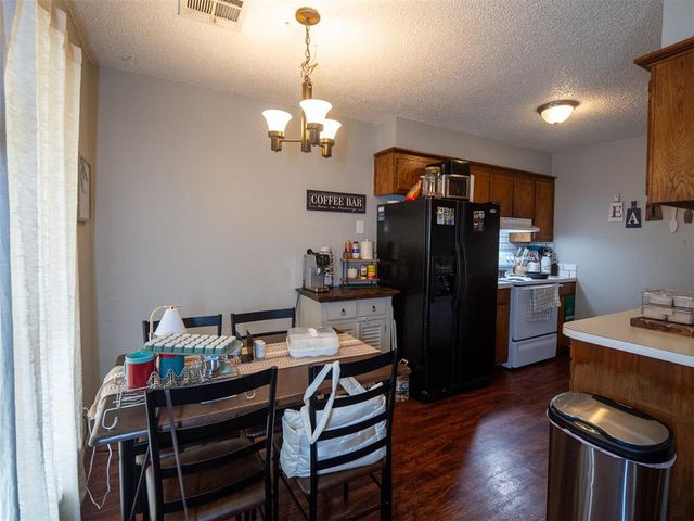 1017 Acacia Circle 1019, Noble, OK 73068
