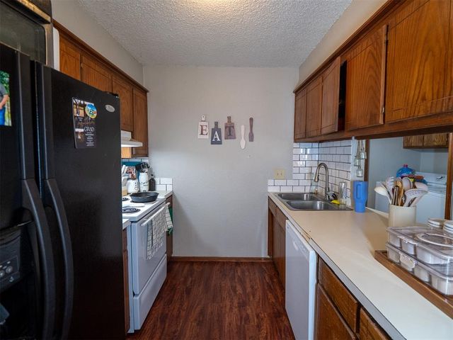 1017 Acacia Circle 1019, Noble, OK 73068