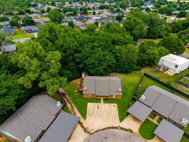 1017 Acacia Circle 1019, Noble, OK 73068