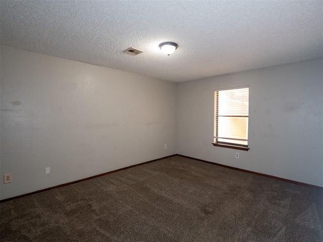 1017 Acacia Circle 1019, Noble, OK 73068