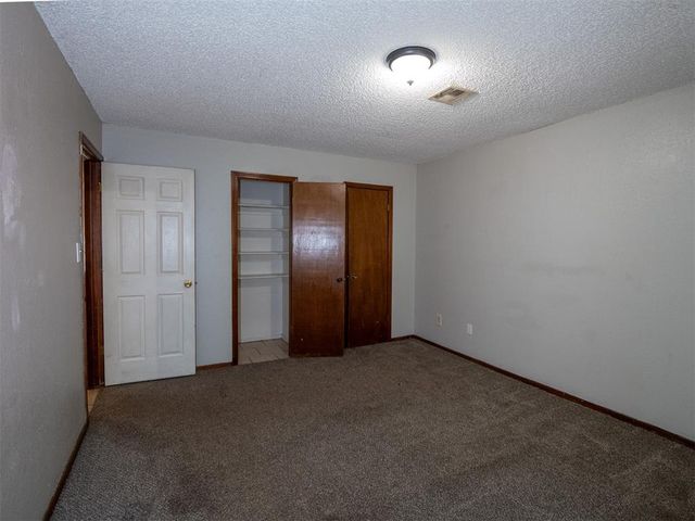 1017 Acacia Circle 1019, Noble, OK 73068