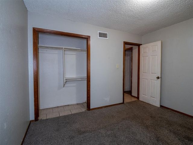 1017 Acacia Circle 1019, Noble, OK 73068