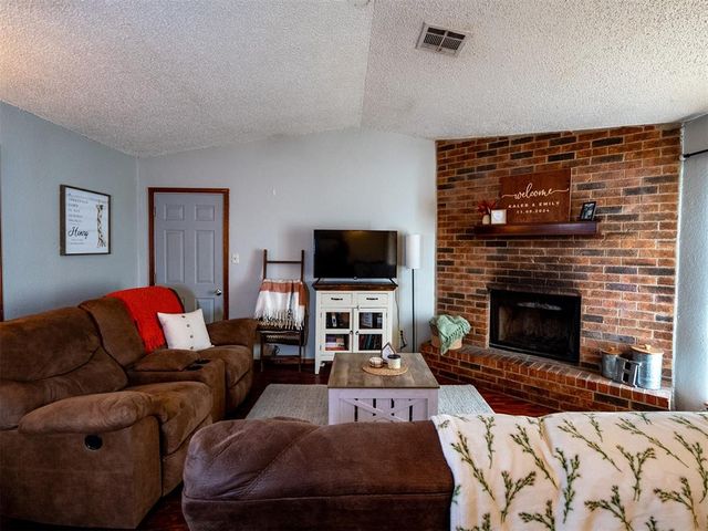 1017 Acacia Circle 1019, Noble, OK 73068