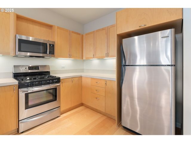 1375 OLIVE St 503, Eugene, OR 97401