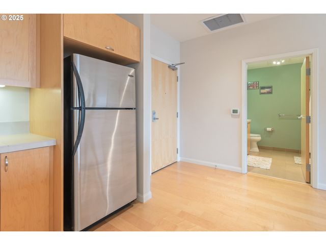 1375 OLIVE St 503, Eugene, OR 97401