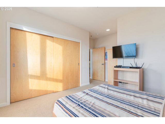 1375 OLIVE St 503, Eugene, OR 97401