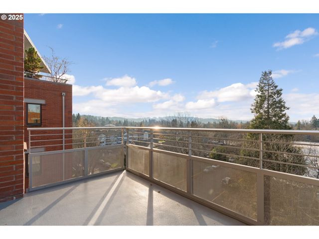 1375 OLIVE St 503, Eugene, OR 97401