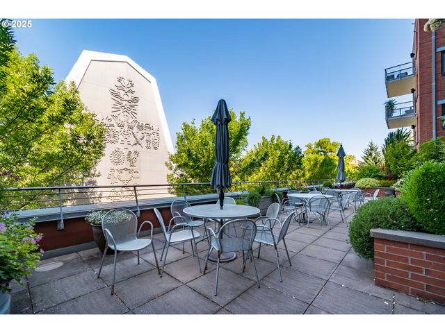 1375 OLIVE St 503, Eugene, OR 97401