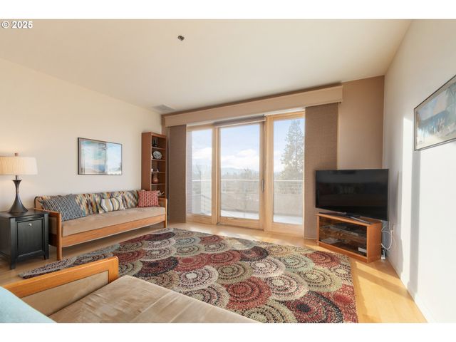 1375 OLIVE St 503, Eugene, OR 97401