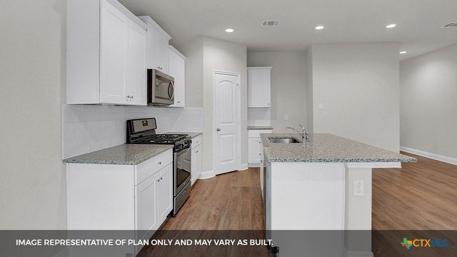 229 FLORA VISTA Street, San Marcos, TX 78666