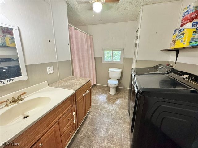 110 Horse Ridge Drive, Grantsville, WV 26147