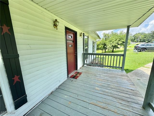 110 Horse Ridge Drive, Grantsville, WV 26147