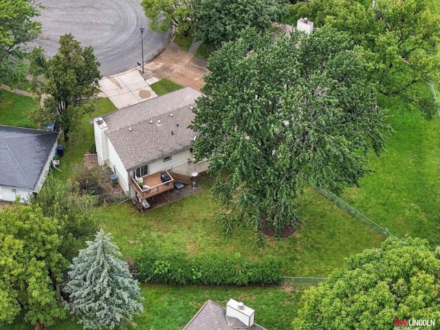 5612 Elk Circle, Lincoln, NE 68516