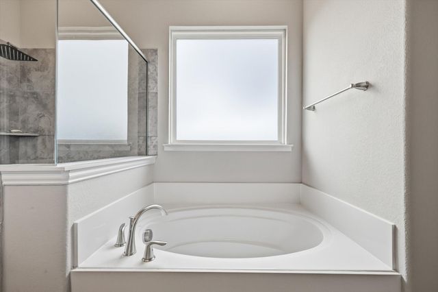 13429 Sage Meadow Circle, Sanger, TX 76266