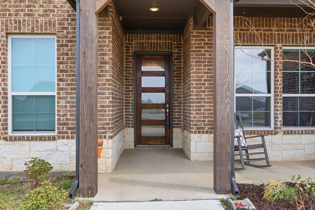 13429 Sage Meadow Circle, Sanger, TX 76266