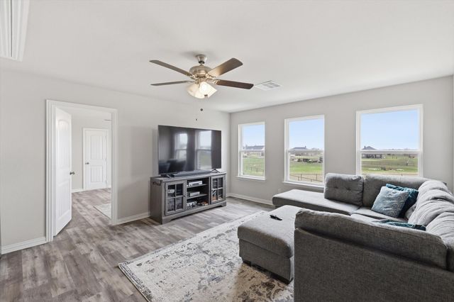 13429 Sage Meadow Circle, Sanger, TX 76266