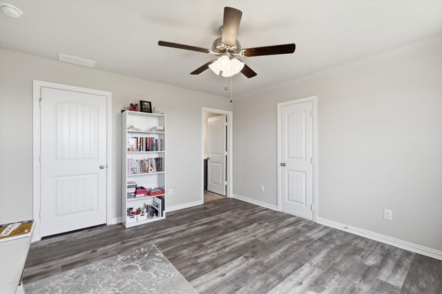 13429 Sage Meadow Circle, Sanger, TX 76266