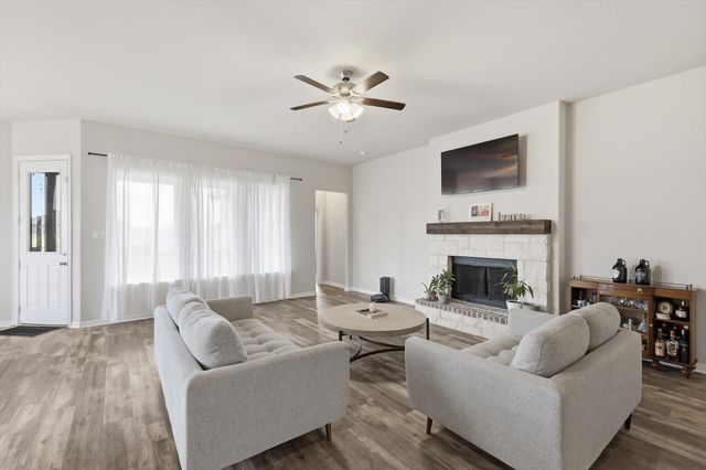 13429 Sage Meadow Circle, Sanger, TX 76266