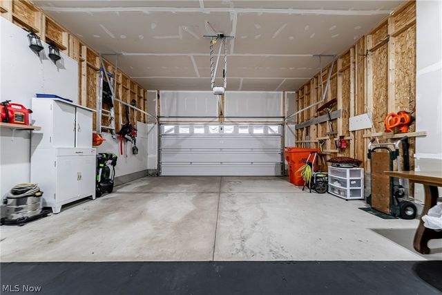 23580 Victory Lane, Columbia Station, OH 44028