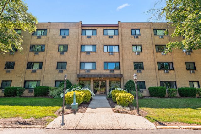 6600 S Brainard Avenue 407, Countryside, IL 60525