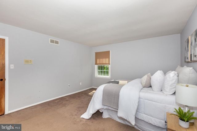 2711 OVERVIEW RD, Hampstead, MD 21074