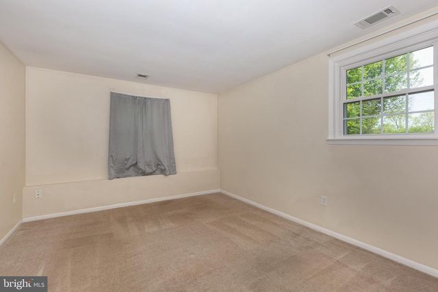 2711 OVERVIEW RD, Hampstead, MD 21074