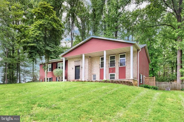 2711 OVERVIEW RD, Hampstead, MD 21074