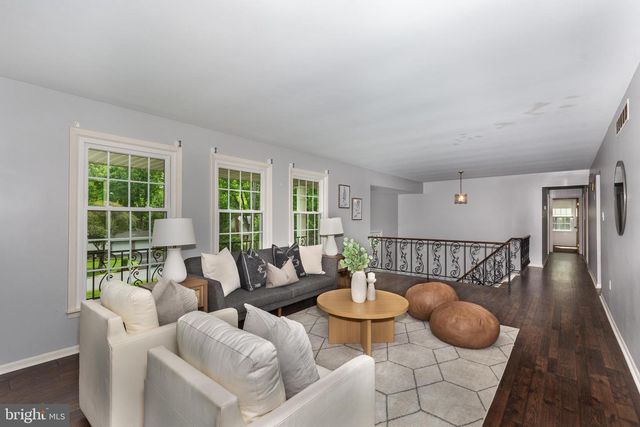 2711 OVERVIEW RD, Hampstead, MD 21074