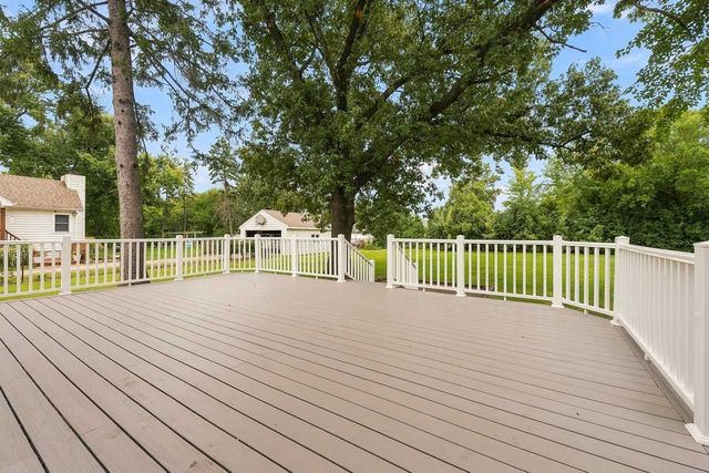 15W105 Harrison Street, Elmhurst, IL 60126