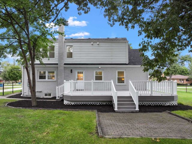 15W105 Harrison Street, Elmhurst, IL 60126