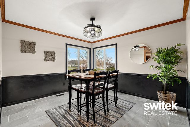 9750 Meadow Valley SE, Caledonia, MI 49316