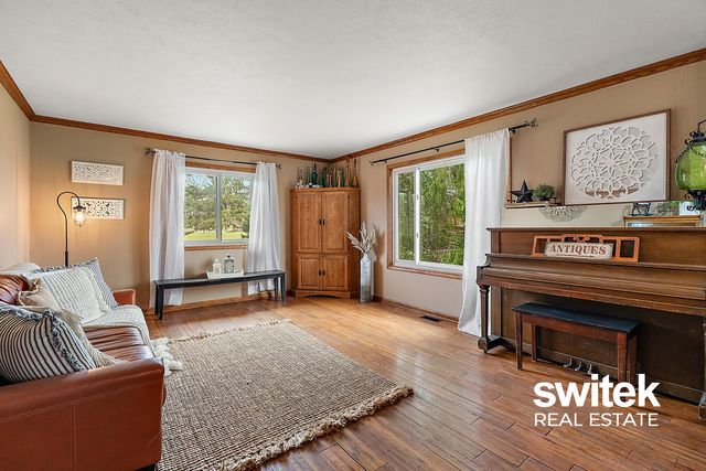 9750 Meadow Valley SE, Caledonia, MI 49316