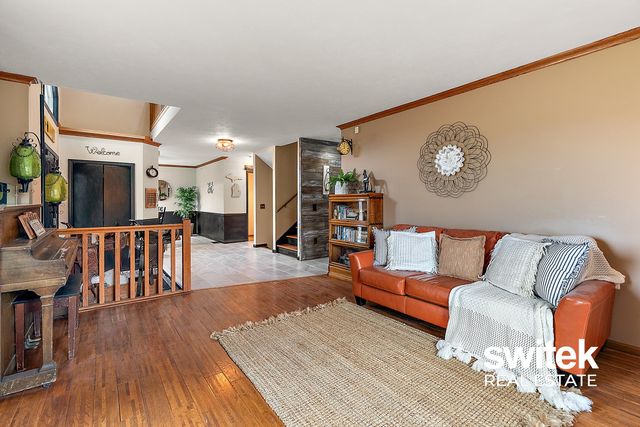 9750 Meadow Valley SE, Caledonia, MI 49316