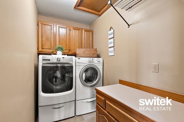 9750 Meadow Valley SE, Caledonia, MI 49316